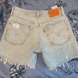 High-waisted 501’s